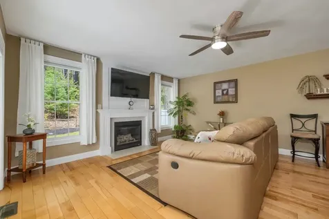 72 Circuit Street Manchester NH 03103