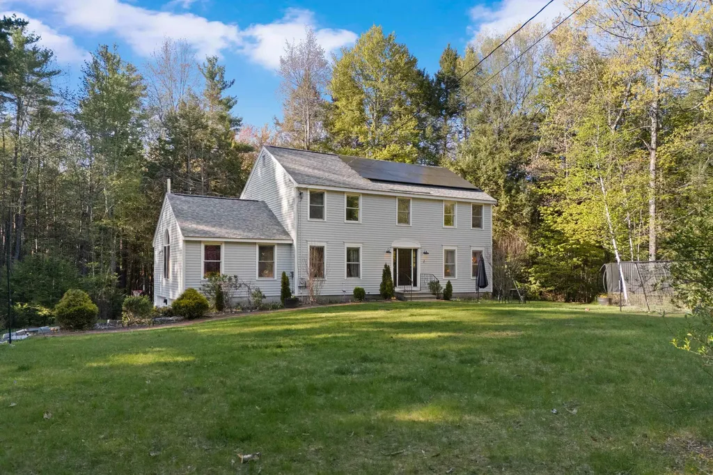 2 Wildwood Drive Brookline NH 03033