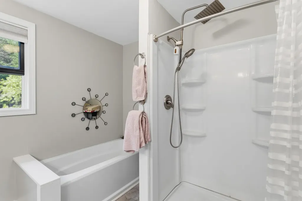 2 Wildwood Drive Brookline NH 03033