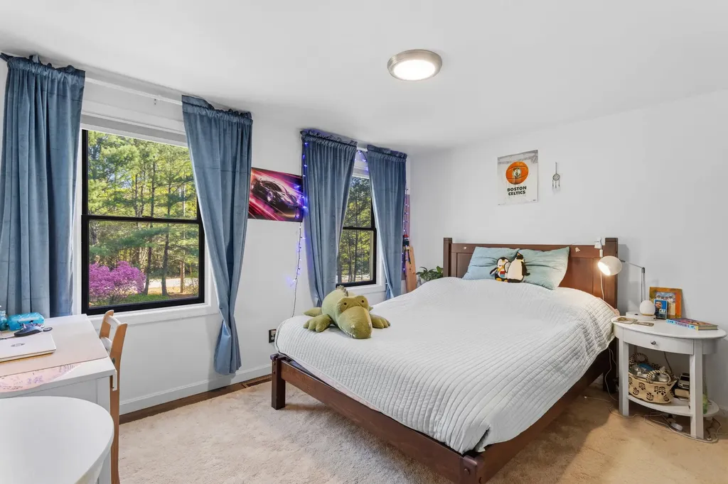 2 Wildwood Drive Brookline NH 03033