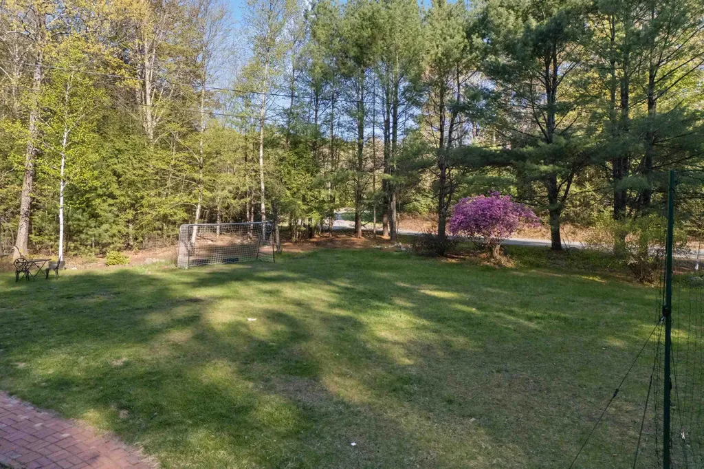 2 Wildwood Drive Brookline NH 03033