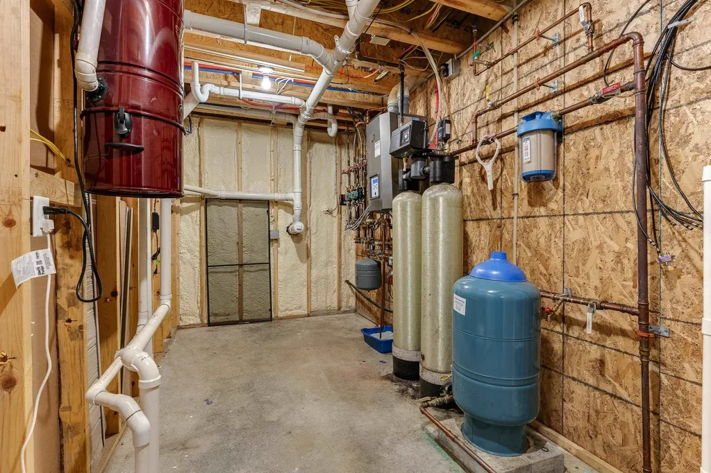 61 Twin Hill Road Westford VT 05494