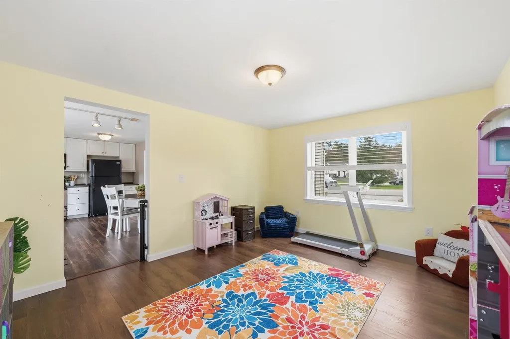 1 Matthew Drive Derry NH 03038