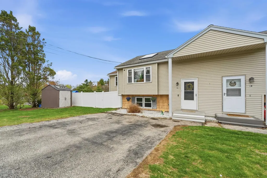 1 Matthew Drive Derry NH 03038