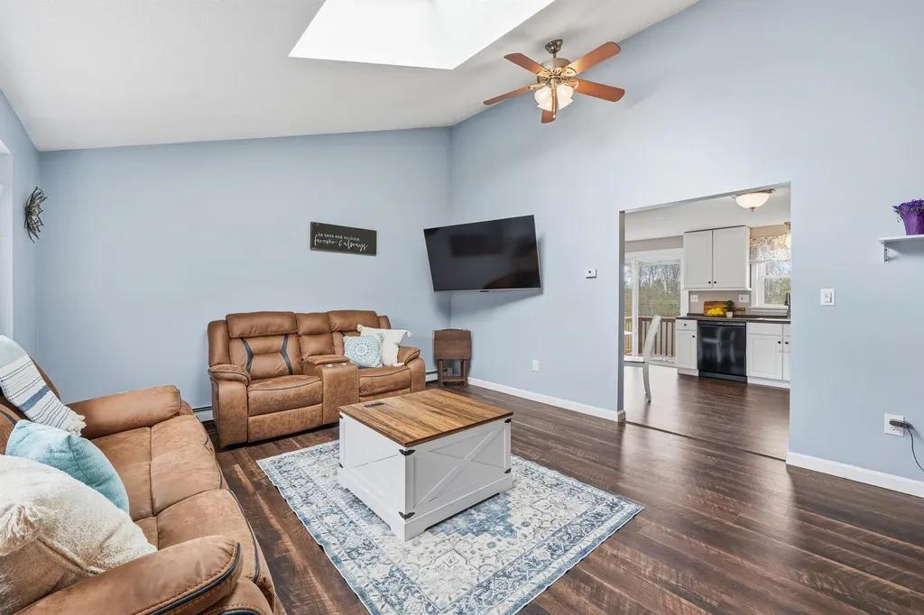 1 Matthew Drive Derry NH 03038