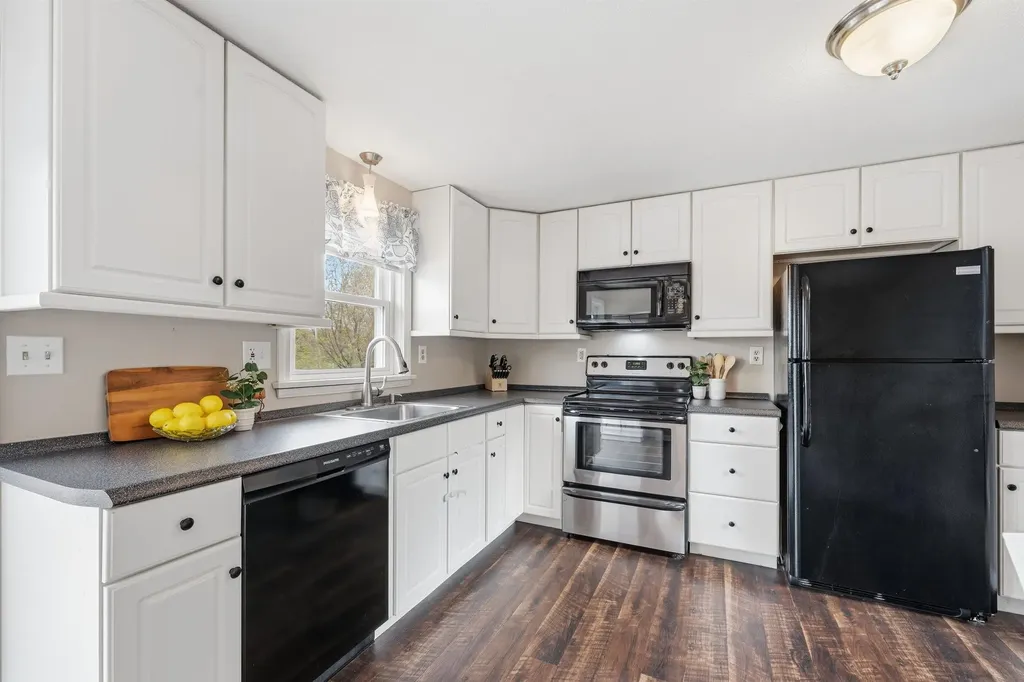1 Matthew Drive Derry NH 03038
