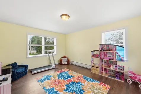 1 Matthew Drive Derry NH 03038