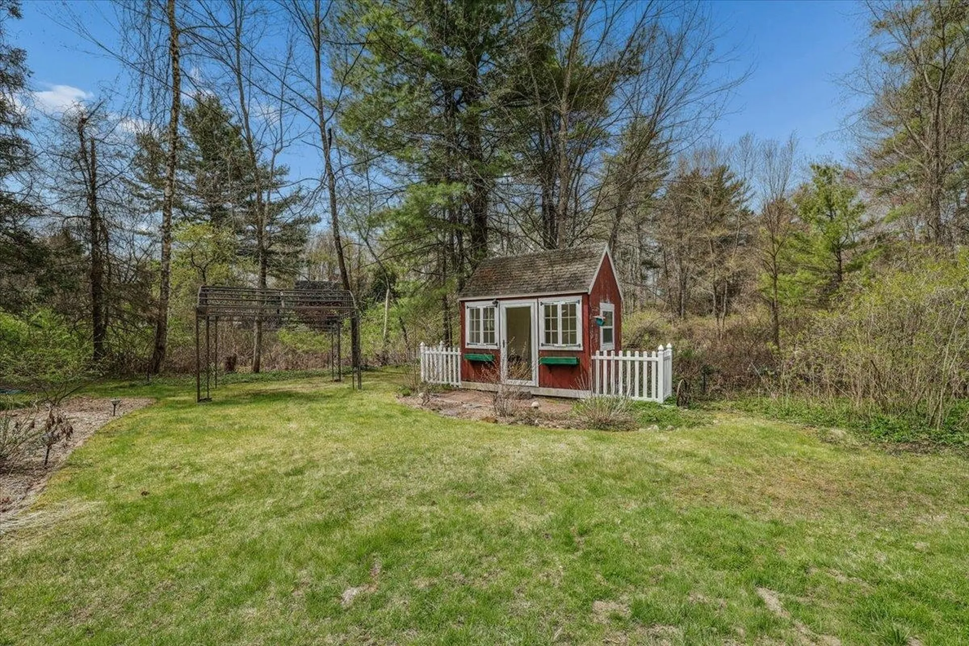 2 Mack Hill Road Amherst NH 03031