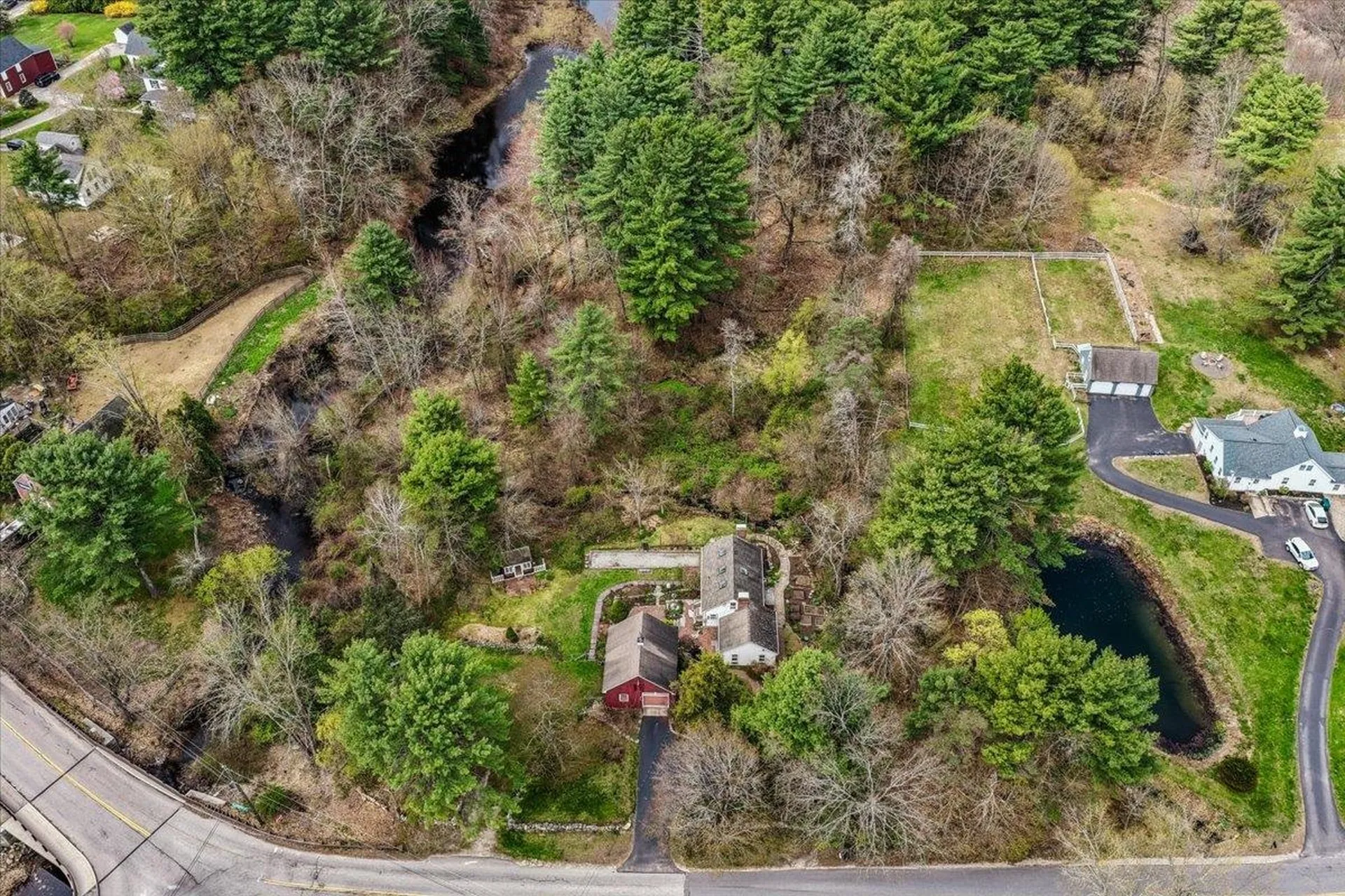 2 Mack Hill Road Amherst NH 03031