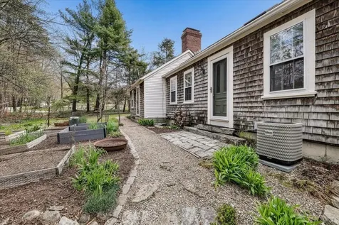 2 Mack Hill Road Amherst NH 03031
