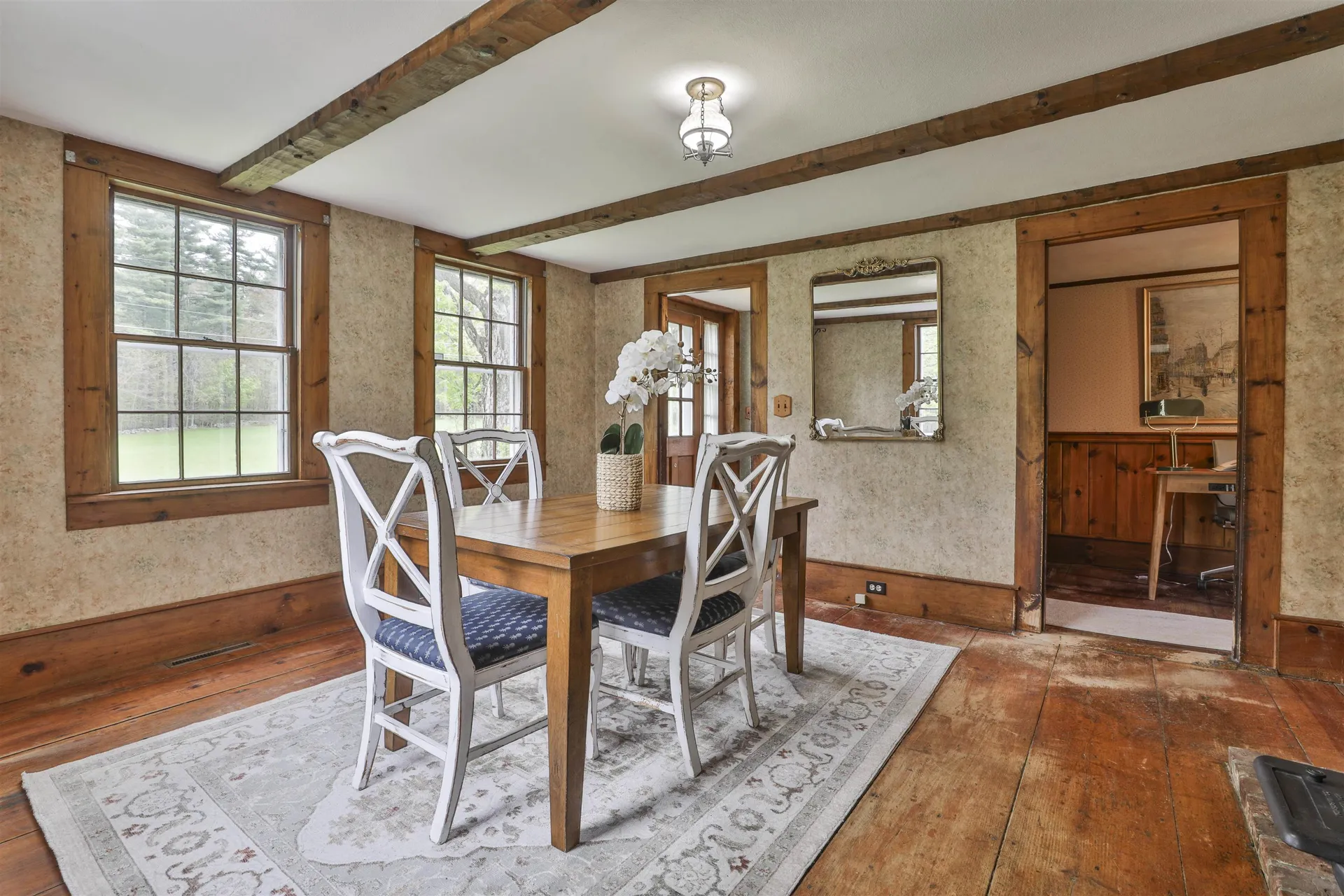 1 Featherbed Lane Derry NH 03038