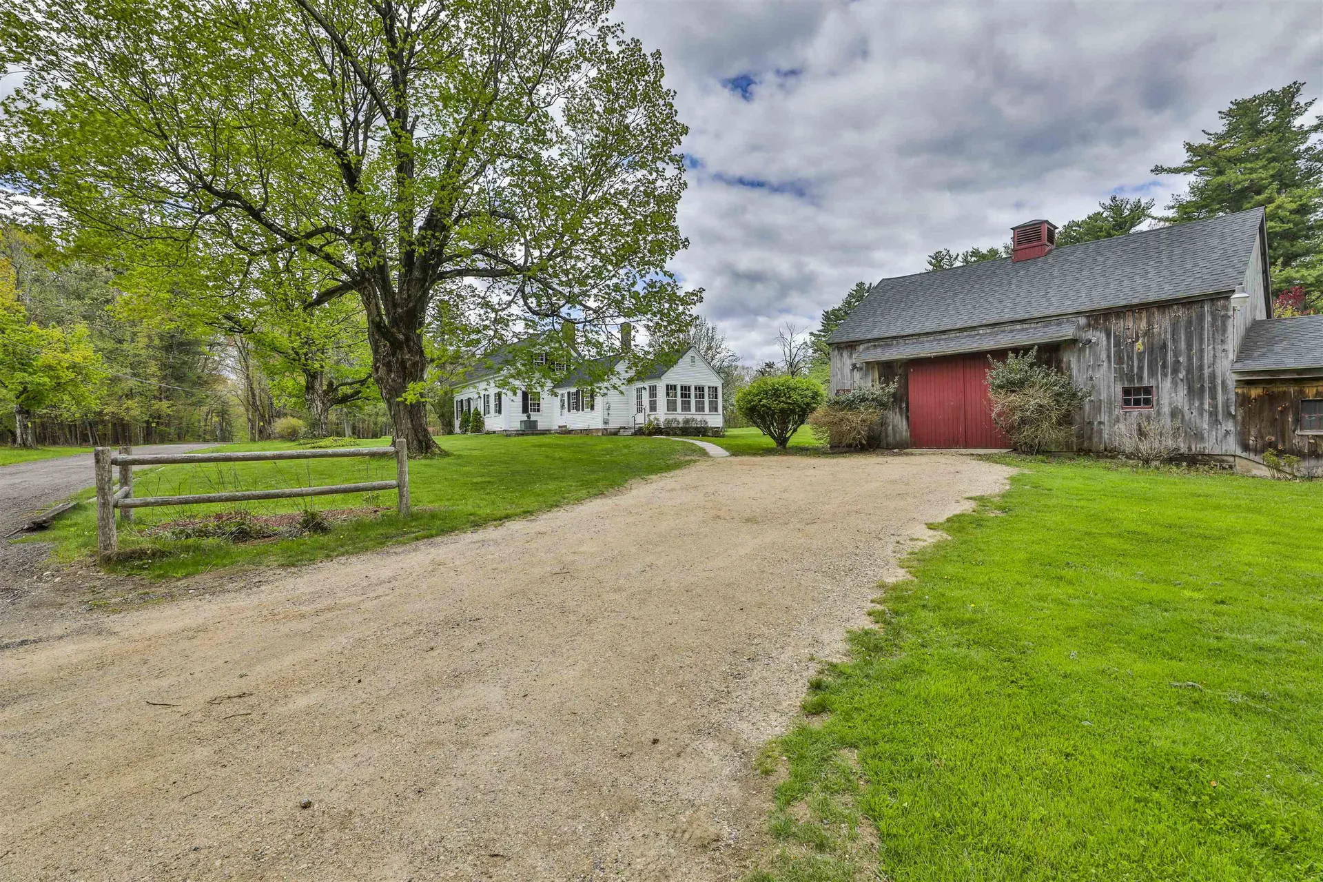 1 Featherbed Lane Derry NH 03038