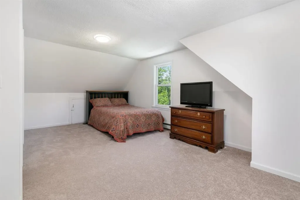 39 Prescott Road Raymond NH 03077