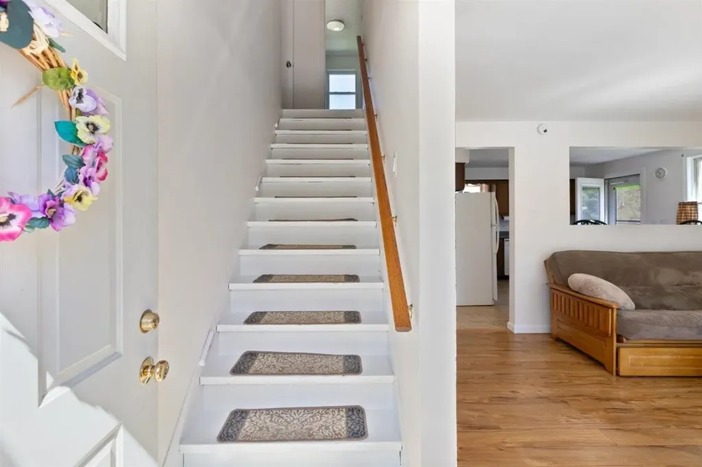 39 Prescott Road Raymond NH 03077