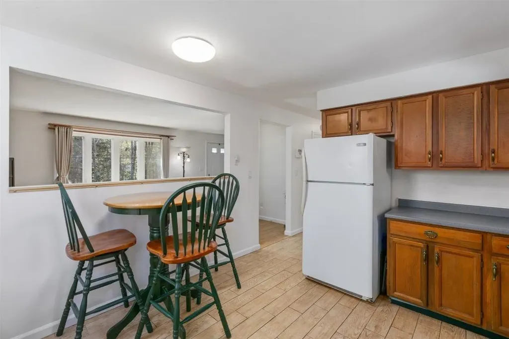 39 Prescott Road Raymond NH 03077