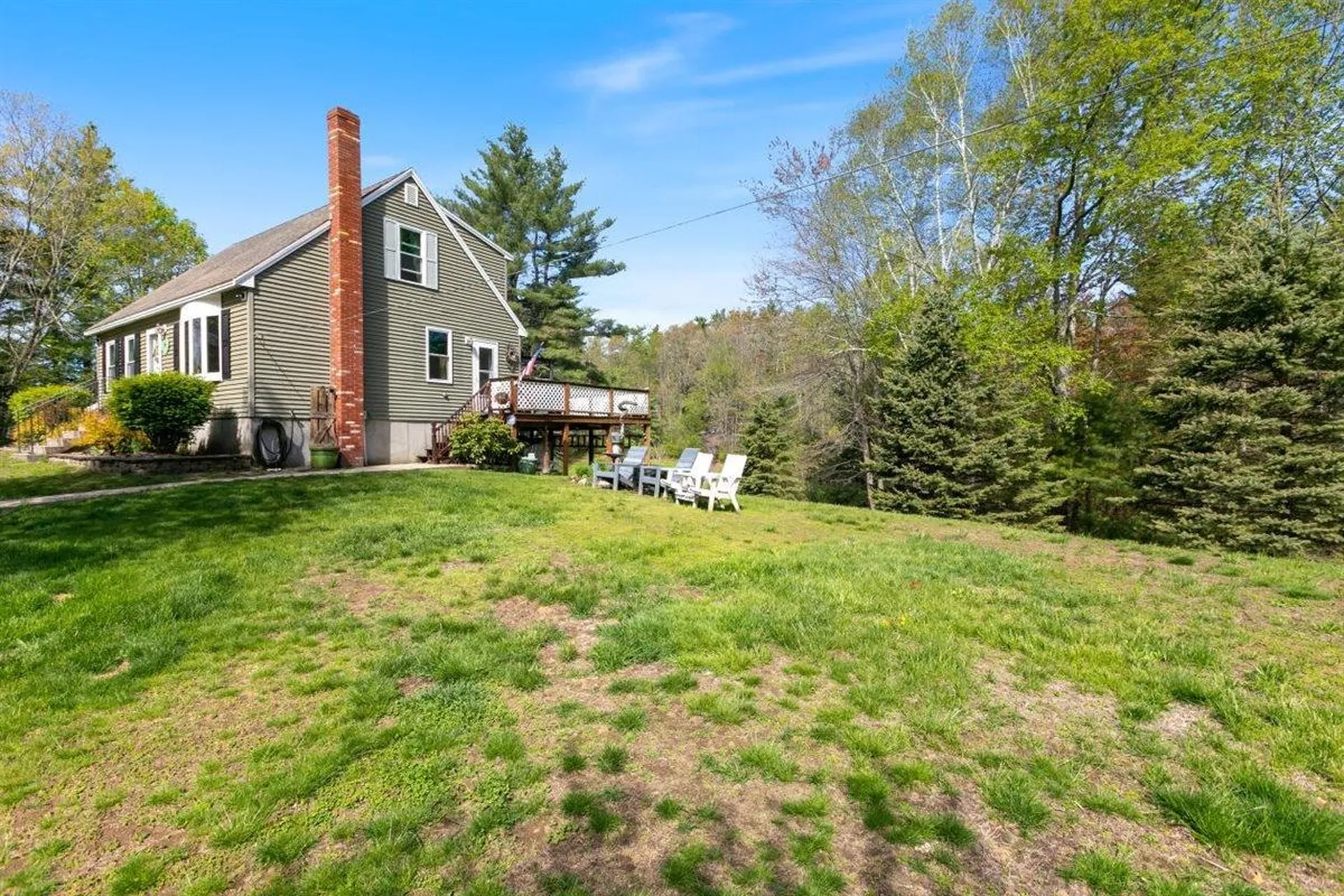 39 Prescott Road Raymond NH 03077