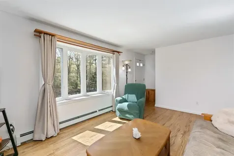 39 Prescott Road Raymond NH 03077