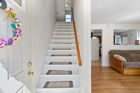 39 Prescott Road Raymond NH 03077