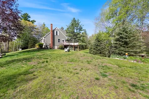 39 Prescott Road Raymond NH 03077