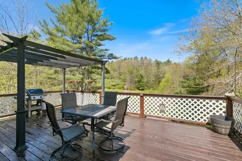 39 Prescott Road Raymond NH 03077
