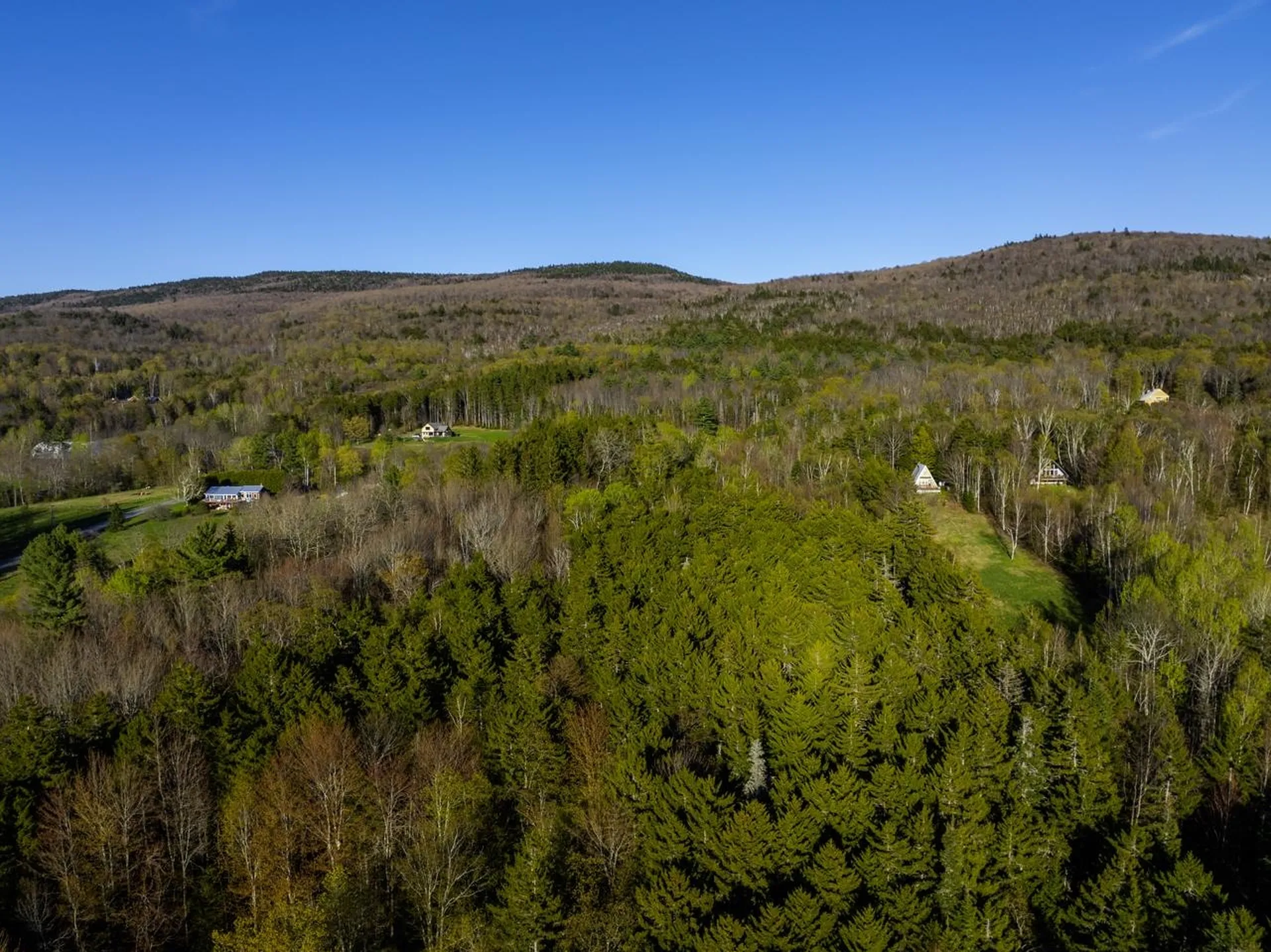 138 Fairview Road Warren VT 05674