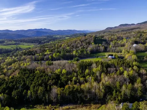 138 Fairview Road Warren VT 05674