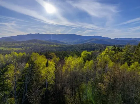 138 Fairview Road Warren VT 05674