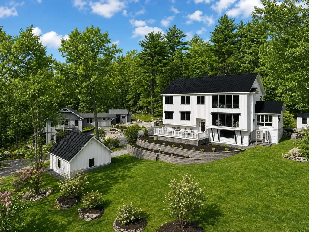 290 Trask Side Road Alton NH 03810