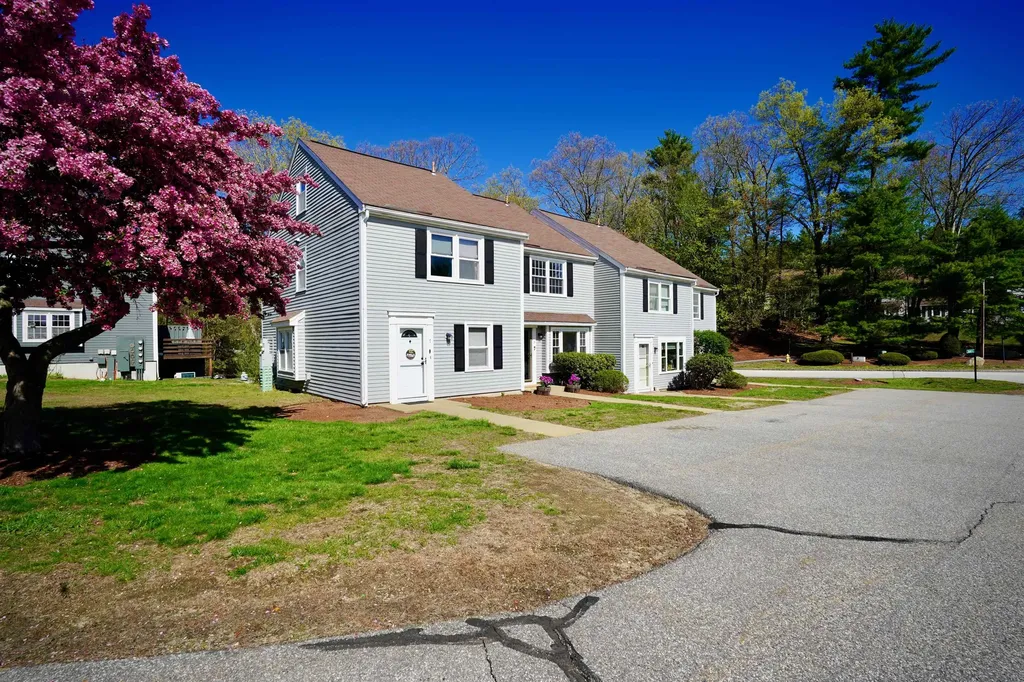 5 Boulder Way Merrimack NH 03054