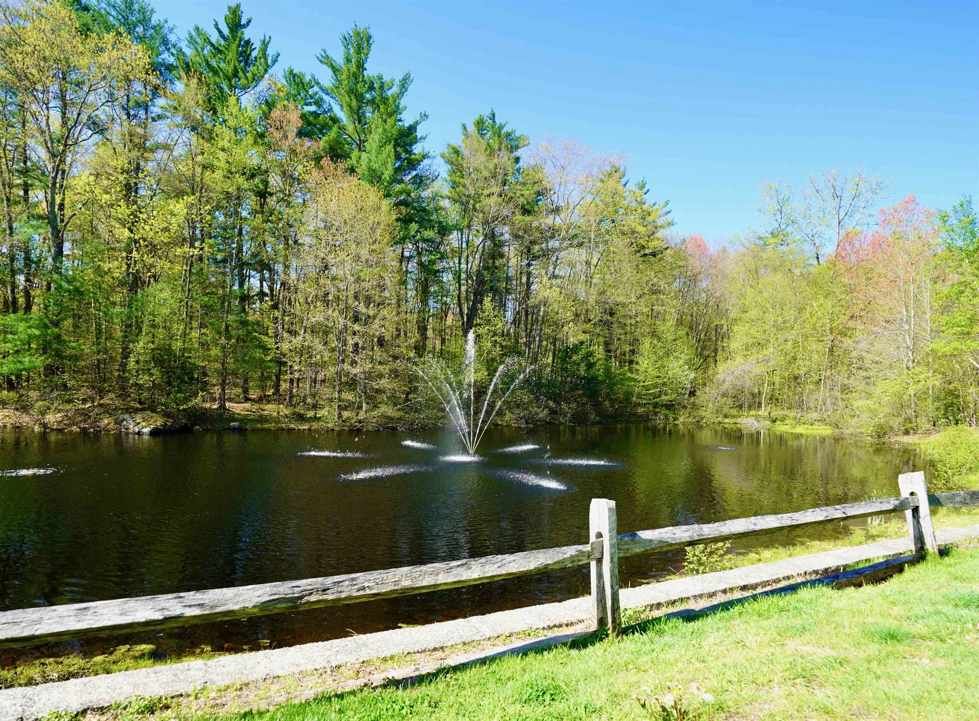 5 Boulder Way Merrimack NH 03054