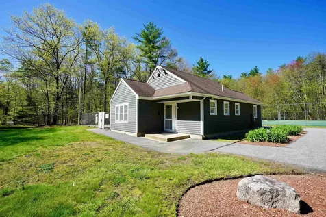 5 Boulder Way Merrimack NH 03054