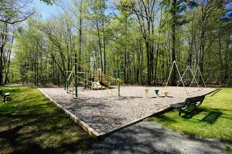 5 Boulder Way Merrimack NH 03054