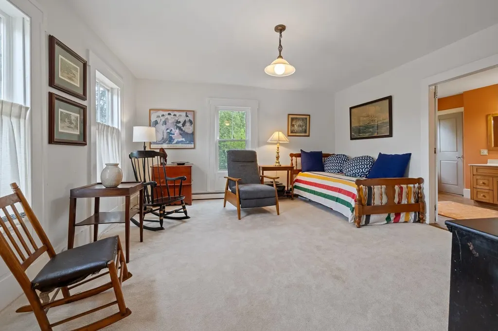 136 Route 10 Piermont NH 03779