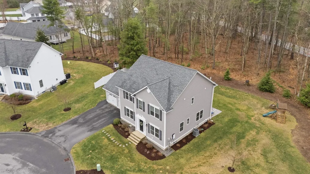 6 Baldwin Court Merrimack NH 03054