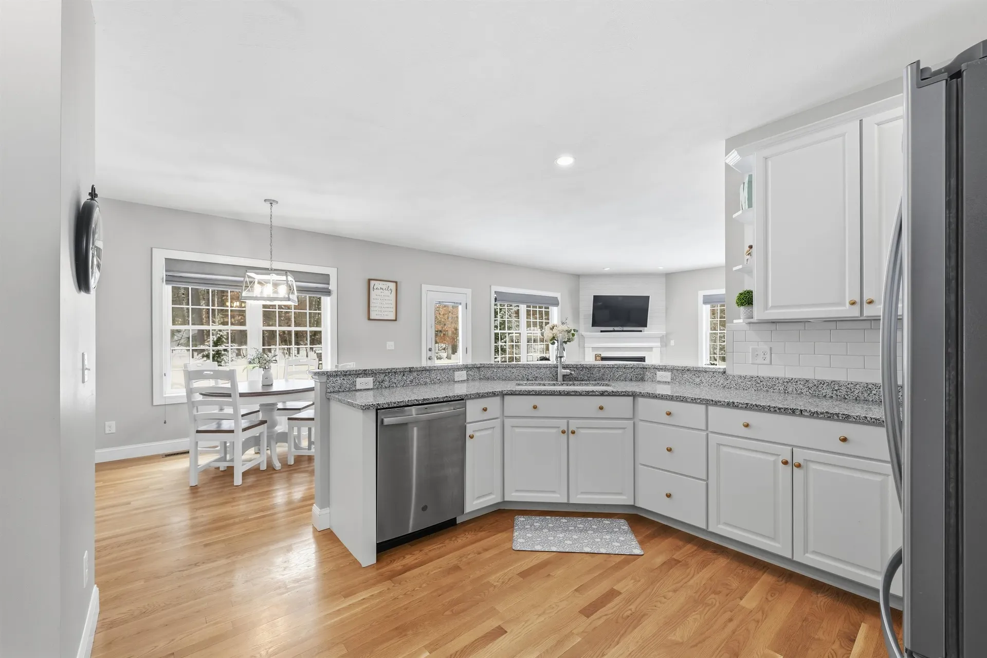 6 Baldwin Court Merrimack NH 03054