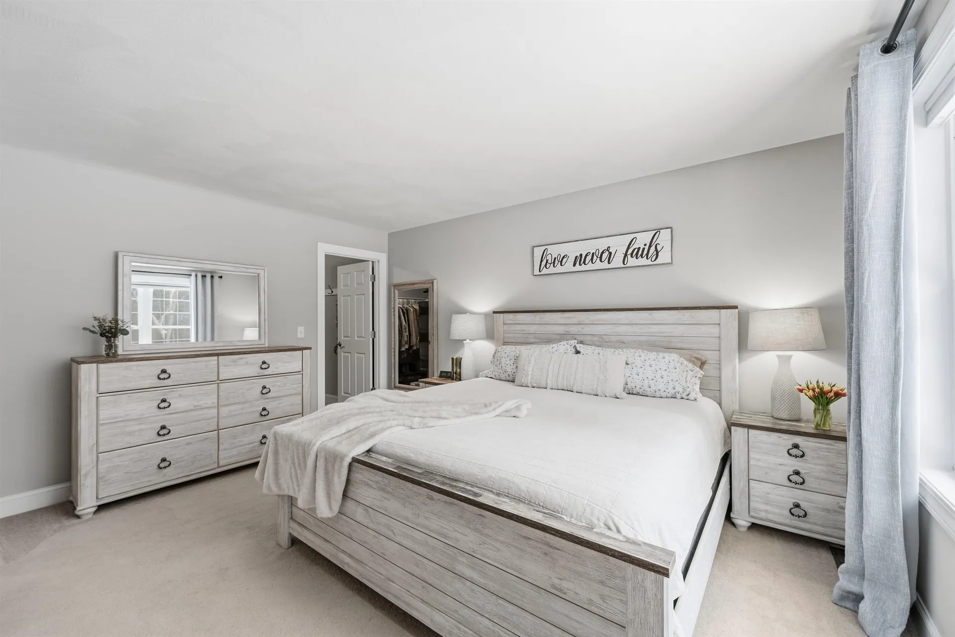 6 Baldwin Court Merrimack NH 03054