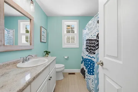 6 Baldwin Court Merrimack NH 03054