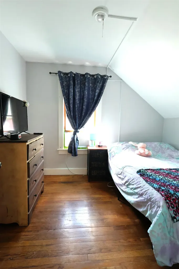 427 Maple Street Hartford VT 05001