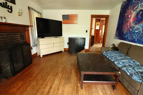 427 Maple Street Hartford VT 05001
