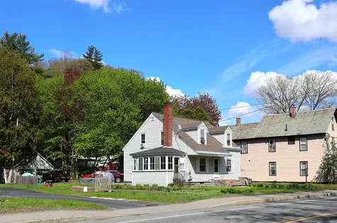 427 Maple Street Hartford VT 05001