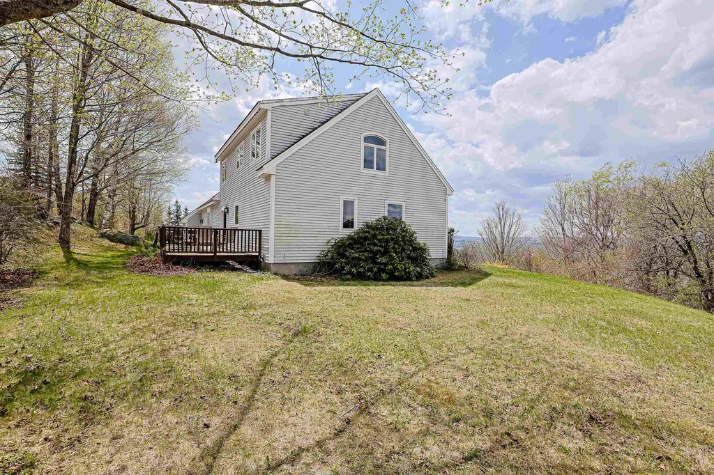 267 Kearsarge Mountain Road Wilmot NH 03287