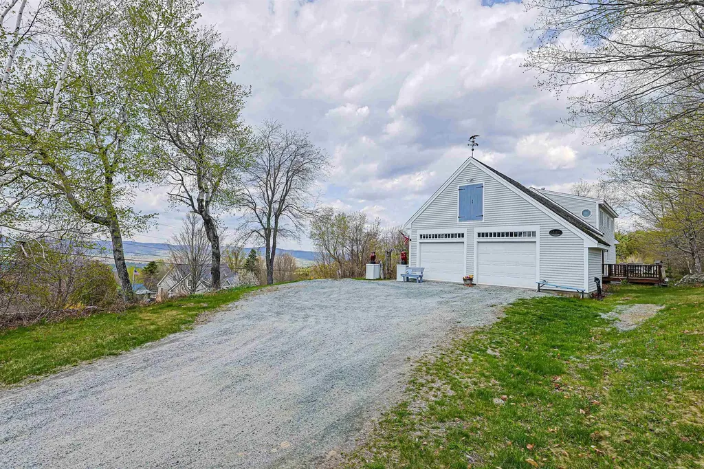 267 Kearsarge Mountain Road Wilmot NH 03287
