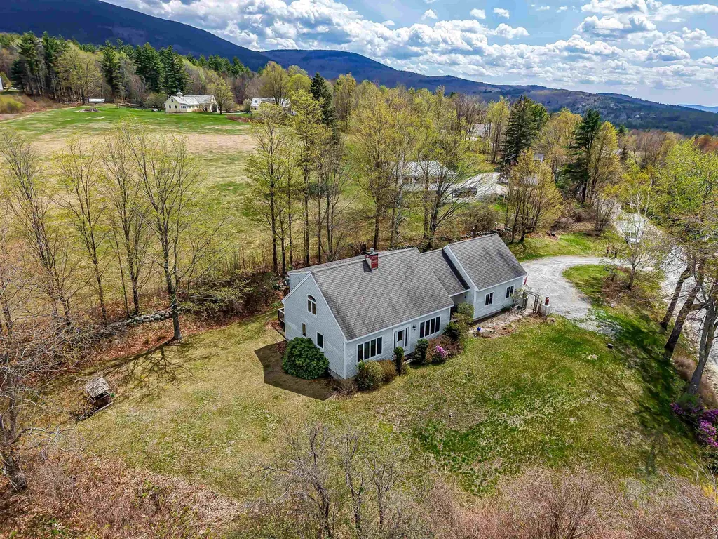 267 Kearsarge Mountain Road Wilmot NH 03287