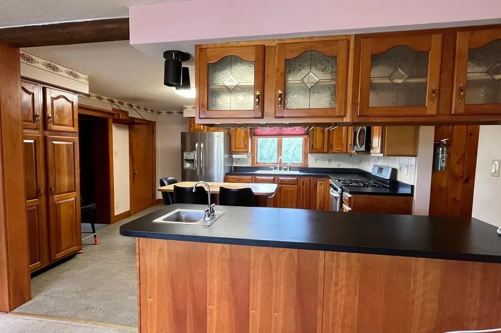 1920 Vt Route 3 Pittsford VT 05763