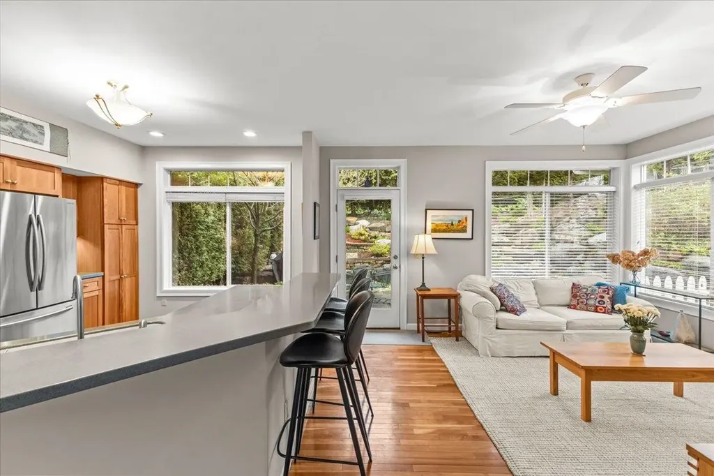 73 Park Road South Burlington VT 05403
