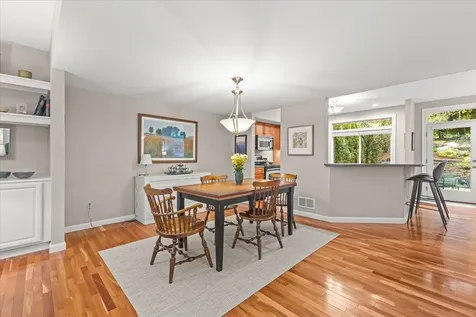 73 Park Road South Burlington VT 05403