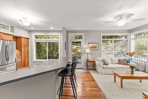 73 Park Road South Burlington VT 05403