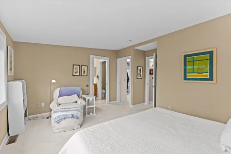 73 Park Road South Burlington VT 05403