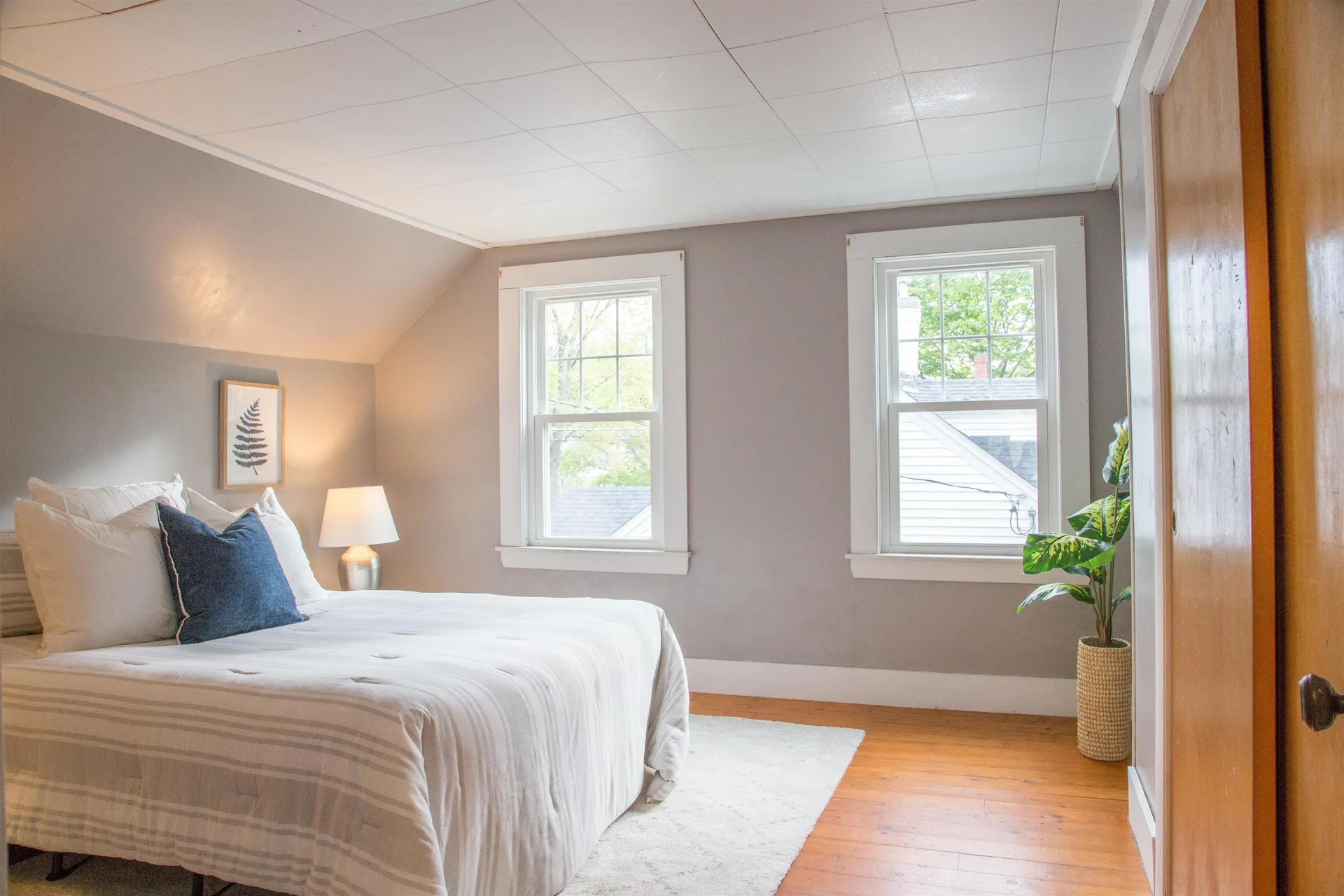23 Dearborn Avenue Hampton NH 03842