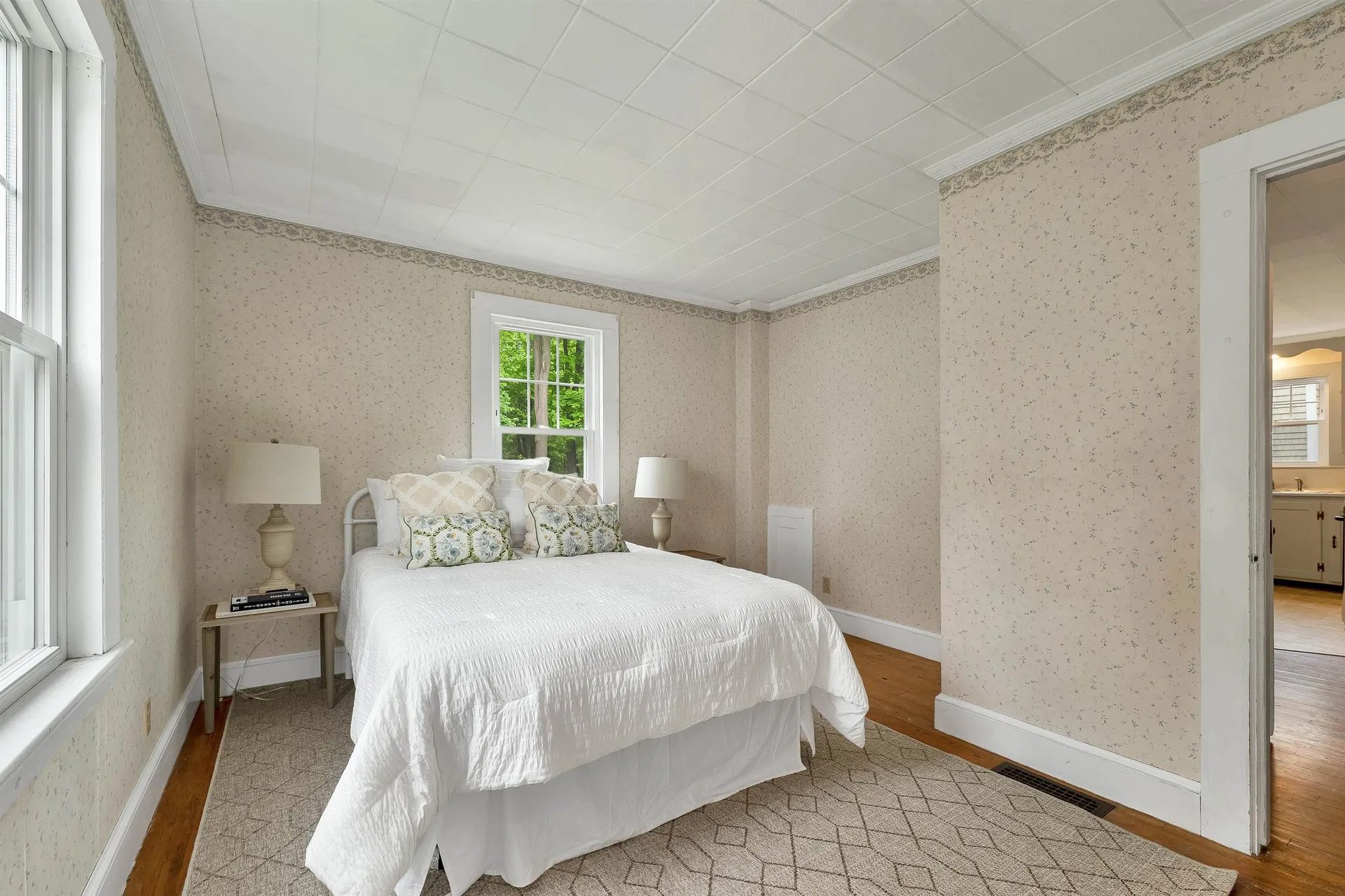23 Dearborn Avenue Hampton NH 03842